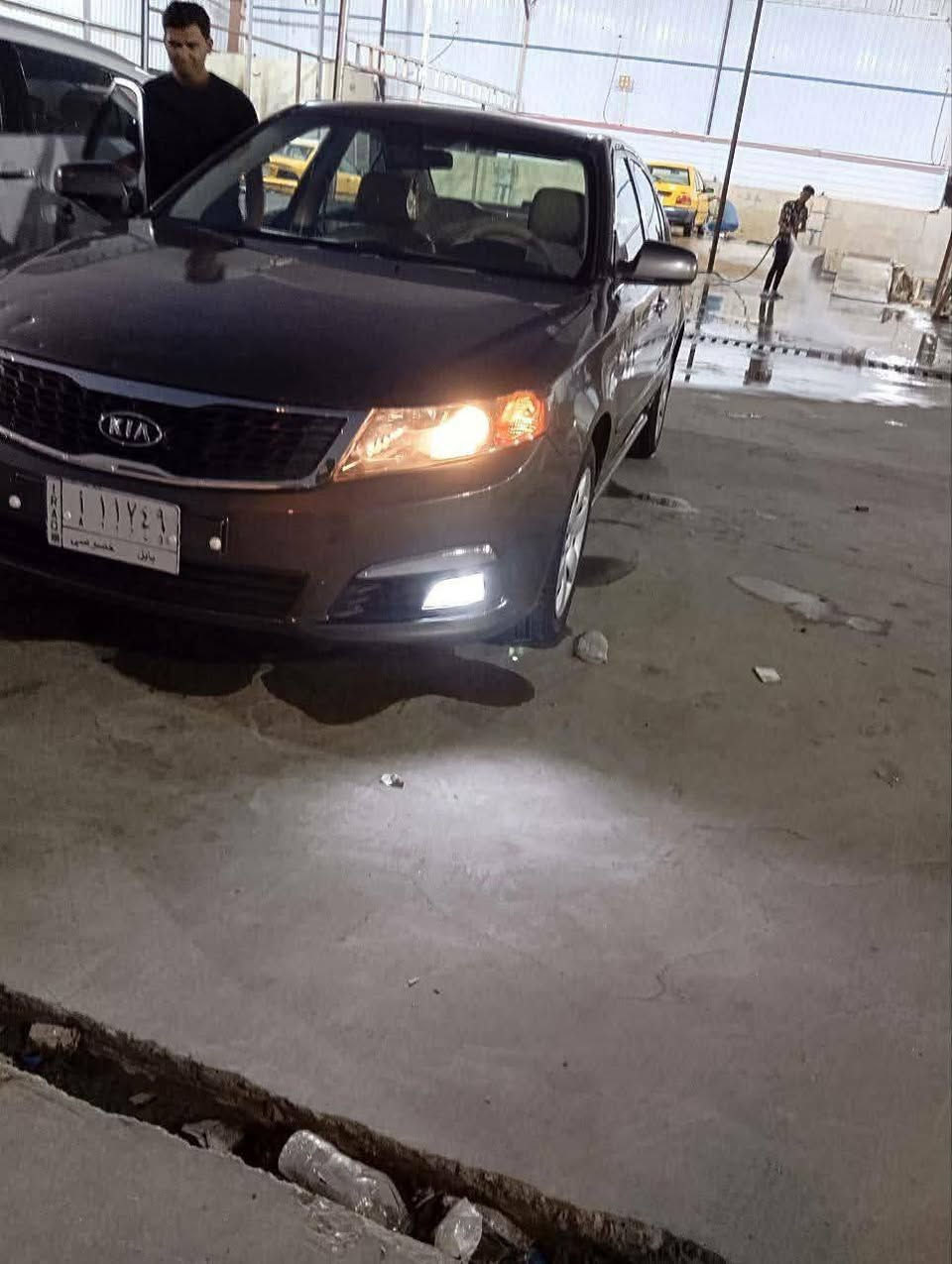 سلام عليكم  البيع اوبتيما موديل 2009
رقم بابل خصوصي 
السياره نضيفه محراك وكير نضيفات 
حداديه نضيفه عليه تخم تاير تفاصيل كثر عله رقم ***********
