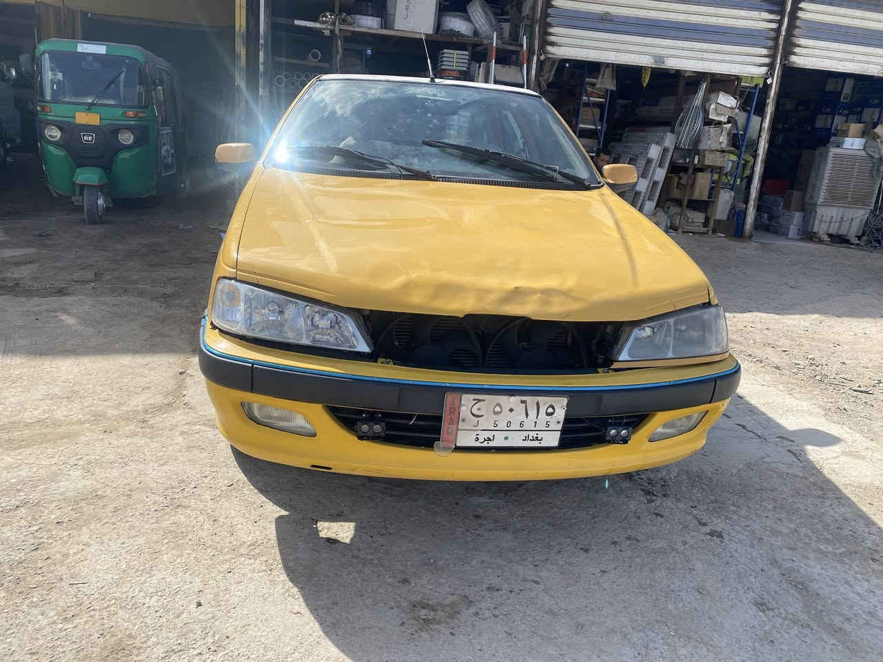 السلام عليكم
بيجو بارس 15 عليها غرامات مليونين تبريد ثاج شغال تخم تاير جديد السيارة جاهزة السعر  15 ورقة 
مكاني الزعفرانية 
رقم الهاتف ***********
