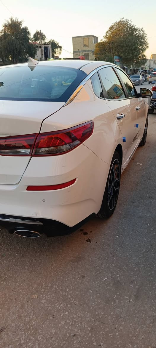 كيا 2020
مكينه 2400

كفاله عامه 

رقم قادسيه 

جديده

***********

سعر 222 بي مجال
