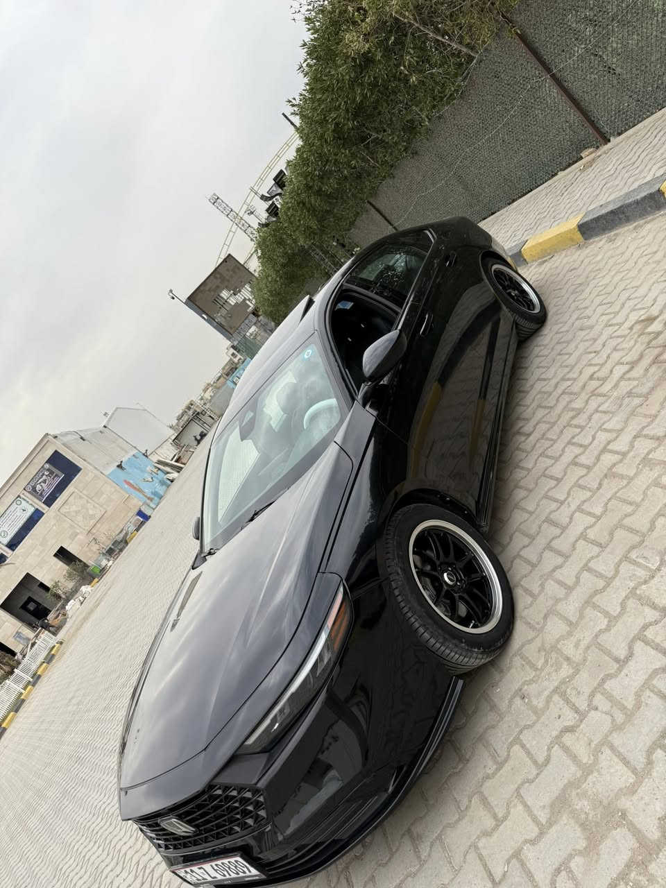 سلام عليكم 
شباب هوندا اكورد سبورت L  هايبرد
موديل ٢٠٢٤
ماشيه ٢٠ الف ميل
حادثه جاملغ جهة السايق مصبوغ فقط ودعاميه
رقم شاصي مرفق مع المنشور
مكانه بغداد العامريه 
سعر ١٩٨$ وبيه مجال بسيط
سياره جاهزه بدون نقص ترايه زيرو 
للاستفسار 
واتساب او خاص
***********
