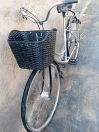 باسكل حجم 27للبيع نضيف عين سحريه شغاله بريك شغال كير شغال للاستفسار 07...