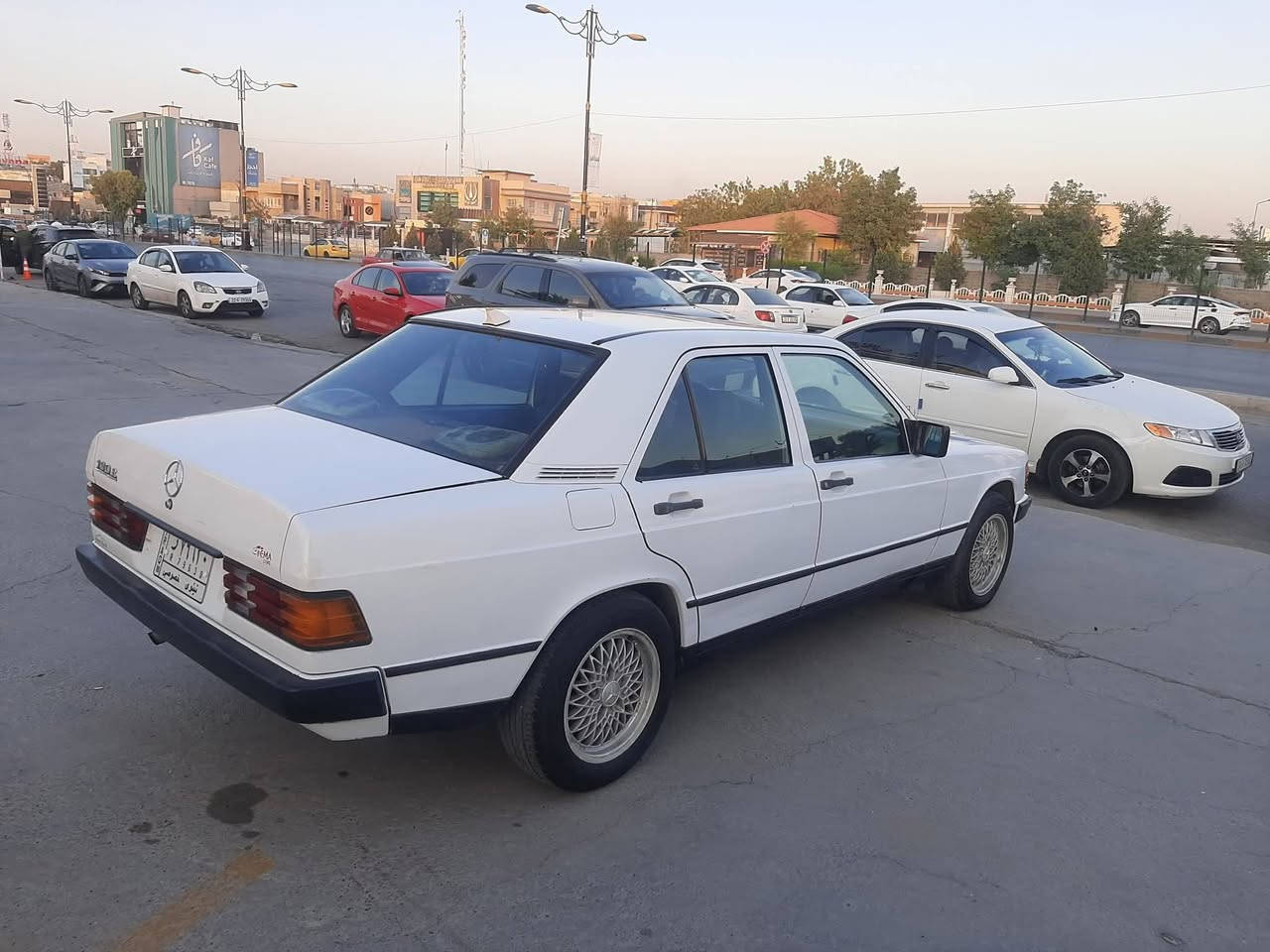 مارسدس حجم 190 محرك كَاز كير ( اتوماتيك ) ستيرن بور سلايت سقفي طخم امامي وخلفي جديد صبغ باب سايق (رش فقط) بدون ضرر وتفحص بالسونار رقم نينوى الماني سنوية عظم جديدة مشروع وطني تحويل بشرط السعر 41

*********** اسيا 📞
