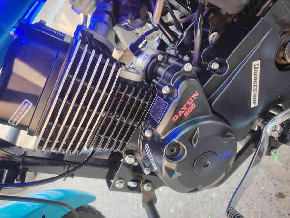 دايون 2023 طالعه 2024 بشهر 6 يعني زيرو الله شاهد مكينه 200 أوراق اصوليه بسمي ماشي معامله ودافع رسم يعني بس بس دفع رسم وترقم سعر مليون 700 قفل ربع ماذب ***********
