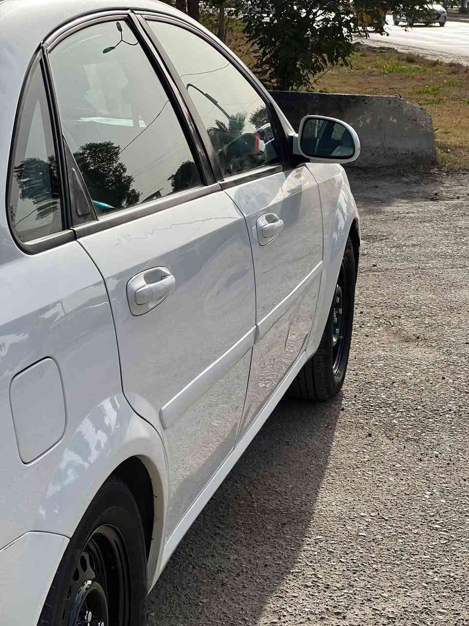 سلام عليكم اوبترا موديل 2010
سياره كفاله عدا ربع الباب الخلفي وبيها هذن طخات بصيطه باقي كفاله ماشيه 93كم
سياره جاهزه كير مكينه 
مكاني بغداد البياع ***********
