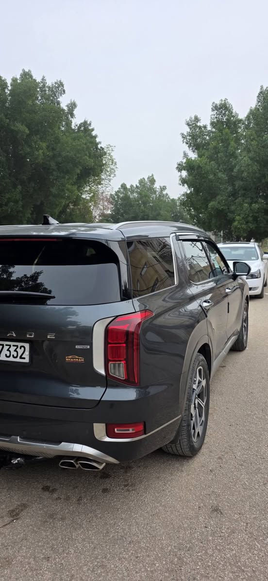 سلام عليكم
هونداي بلسايد موديل 2022 كلكراف اعلى فه 
ماشيه 24الف 
بدون دواخل بدون ارباك بدون حادث 
فقط كلير بنيد وجنطه 
السعر=29000$
موبايل =***********
