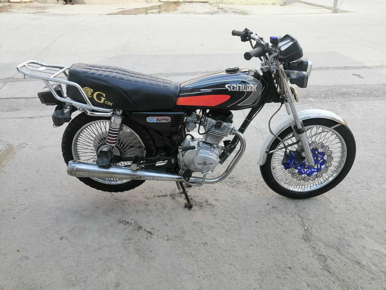 سلام عليكم سولنك 2024
محرك مامفتوح شرط قطرة صوت مابي اخرس معدل شلعة تايرات وياله جدد دبلات بلاد جدد كهربائيات كلها شغاله لايت زينون عالي ناصي هورن اشاير الوان رباعي بك لايت الوان وبيها نشرات بريك امامي عمبار دراجه احلئ من صور منفيس بيها ماناقصها برغي سعرها 530 بيها مجال عنوان كركوك خاص مفتوح ***********
