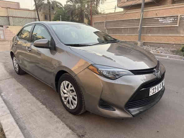 سلام عليكم للبيع كورلا 2019 حادث خلفي رقم بغداد بسمي محرك 1800 سيارة جاهزة حدادية جديدة وتايرات جديدة وباتري ايضاً جديد ماشية 79 ميل السعر 135 وبيها مجال للتواصل *********** مكاني بغداد الكرخ
