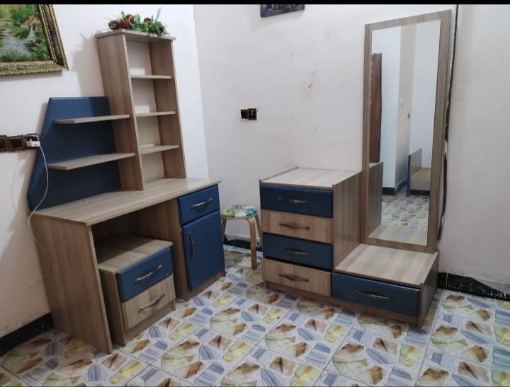 السلام عليكم غرفة نوم خشب تركي للبيع مع ملحقاته للأتصال على الرقم ***********
