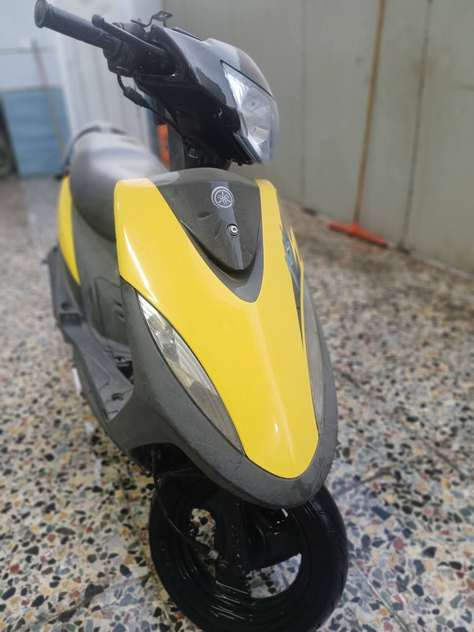 سلام عليكم دراجه ماكس عدله للبيع دراجه حيل نظيفه مكفوله كفاله عامه سرعته 120 عداد سرعه شغال الدراجه صار ٣ أشهر منزلهة رمبه وأوراق كامله والدراجه بيهة كمرك وتترقم وانتو تعرفون الدراجه الي بيهة كمرك غاليه حيل والسعر خيالي للإستفسار عبر الرقم ***********
