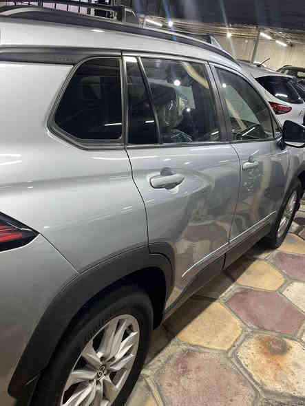 للبيع كورلا كروز بانزين 

مديل ٢٠٢٣وارد 

رقم بغداد بأسمي تحويل مباشر 
محرك ٢٠٠٠
بصمه تشغيل بصمه ابواب 
قطعتين تبريد 
تحكم ستيرن 
شاشه كبيره 
كامره دواره 
تحديد مسار 
انضمه قياده 
ويل كروم 
ماشيه ٢٤الف 

الحادث (جاملغ امامي وحافه البنيد مرجع بارد بدون صبغ الايرباك وكذالك )صور الحادث بل منشور 

السعر ١٦٨وبيها مجال 

مكاني بغداد حي الشباب 
***********
***********
