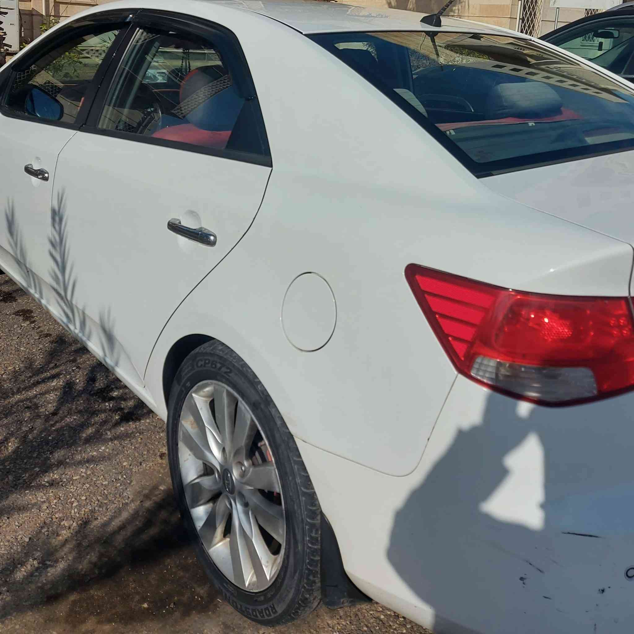 السلام عليكم .. كيا سيراتو خليجي موديل ٢٠١٣ مكفولة من الضربة مجرد ملاحظات عالبارد رقم اربيل الدولي سيارة نظيفة وجاهزة وخير من الله ماناقصهة شي مواصفات الخليجي المعروفة .. السعر ١٠٣ وبي مجال ان شاءالله ..
العنوان بغداد الشعب الثعالبة للاستفسار عالرقم ***********
