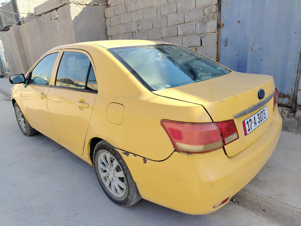سلام عليكم  سعر 30 جي 3 كير عادي 2013 وكاله عامه بسمي تحويل مباشر بيهه جاملغ خلفي وجارده مصبوغه عام مكينه وكير وتبريد تايرات جدد عوزهه ترتيب بسيط
سعر 30 بيهه مجال للشراي ***********
