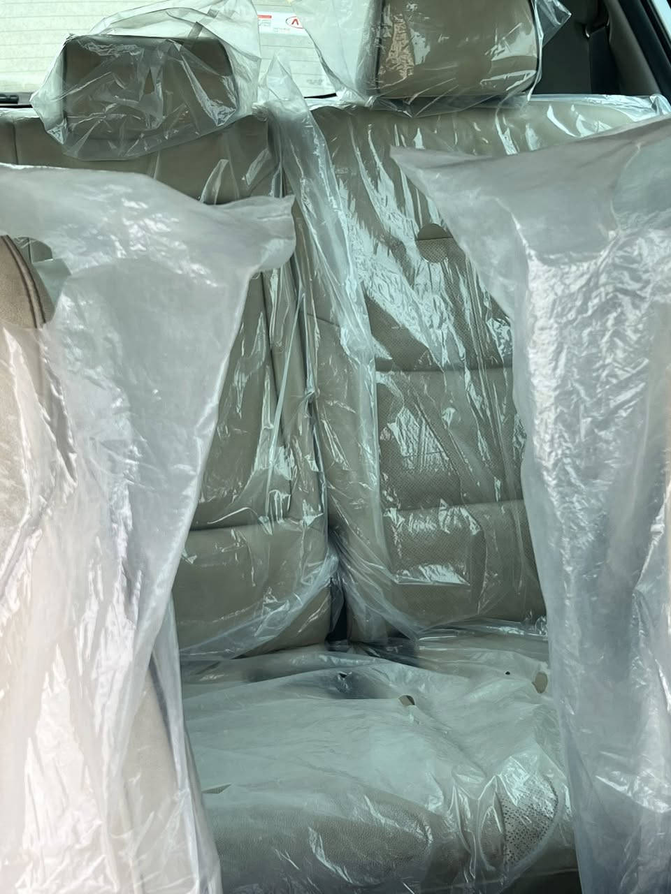 السلام عليكم ورحمه الله
سبورتج GT _Line مواصفات خاصة فول مواصفات 1/

 كشن حار بارد 

ضربه بس جاملغ والبنيد كلير موجود بل سونار 

كشنات كهرباء الاماميه 

كشنات جلد بلادي 

بانوراما 

بصمه 

صندوك كهرباء 

دبل اكزوز 

تبريد قطعتين 

محرك 2400 AWD

شاحن واير لس 

حساس امامي خلفي 

مري كهرباء 

منظومة زينون بلادي 

ترحيب بل مري عند الاقتراب 

هاند بريك كهرباء

تبريد مناخين منفصلين

زراك لايت وجامه متحسسه للمطر

اوتو هولد 

نظام مانع انزلاق  ومود درايف سعر 175 مكان بغداد تقاطع الدرويش مع مجال


**إذا كنت صاحب هذا الإعلان وتريد حذفه لأي سبب، رجاءا أرسل رسالة إلى الدعم الفني**