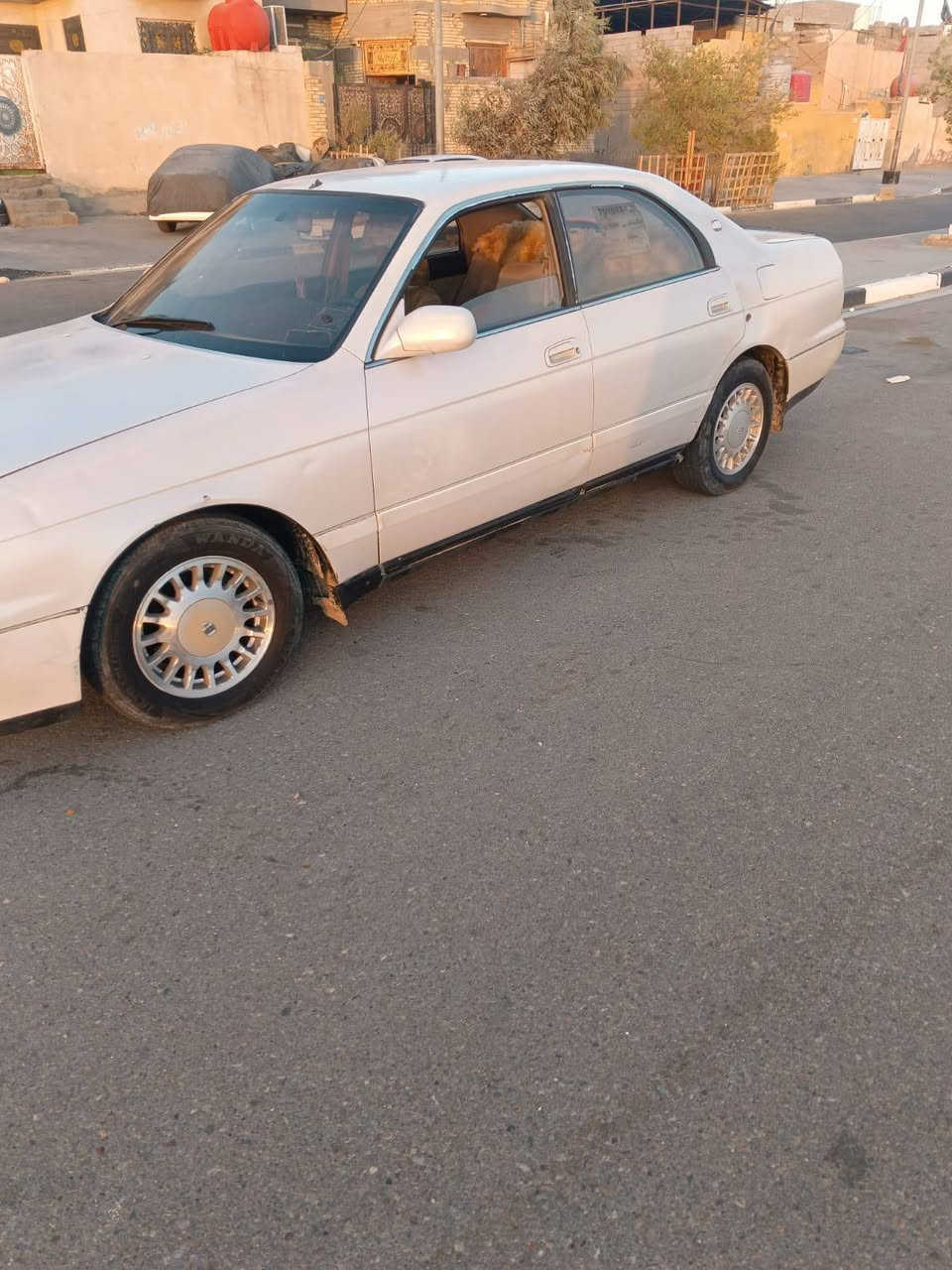 السلام عليكم ورحمه الله سياره بطه متصل كفاله عامه كص ونقل وضربه وصبغ ماعدا طكات بصيطه موضحه بل صورة كير جديد محرك بيه ضعف راعيه يمي مداور ثاني يوم السعر٣٥ بيه مجال بصيط السياراه جاهز من كلشي تبريد شغال تخم تاير حداديه جديده تخم تايرجديد العنوان الحيانيه دور الشرطه ***********بيه وت ساب البصرة, العراق
