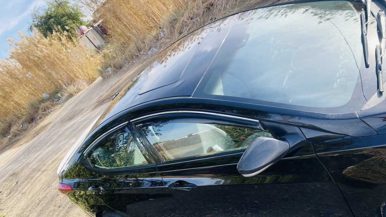 البيع
الانتر 2011
امريكي
فول مواصفات 
بصمه فتحه 
رقم بغداد الماني السعر 90وبيه مجال 
العنوان المحموديه 
***********
