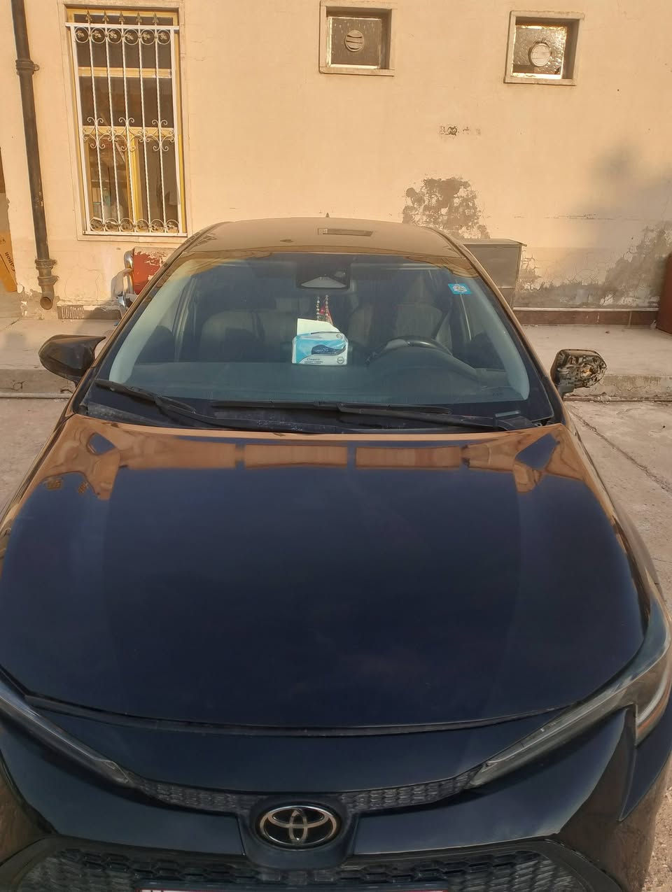 كورلا رقم ديالى معوقين ماشيه 23الف وارد امريكي le حادثه جاملغ الأيسر وبنيد وهنا نطخت وبدلت الباب السائق يعني ٣ قطع تبديل ايرباك طاك السعر 135 رقمي ***********
