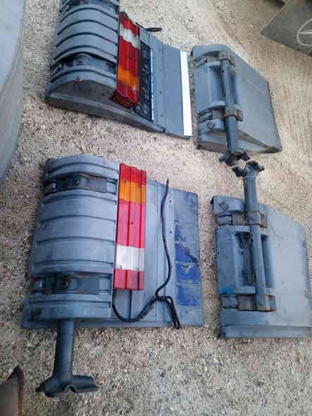 سلام عليكم جاملقات حاجب فول جديد ألمانيات وربي مابيهن اي نقص رمادي ثنين زوج رمادي ***********
