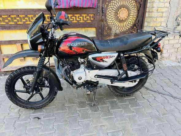 السلام عليكم دراجه بوكسر جبلي 2023 الدراجه حلوه ونظيفه مامشتغله هواي دلڤري ، السعر 2200 وبيها مجال وشرط التحويل 
***********
