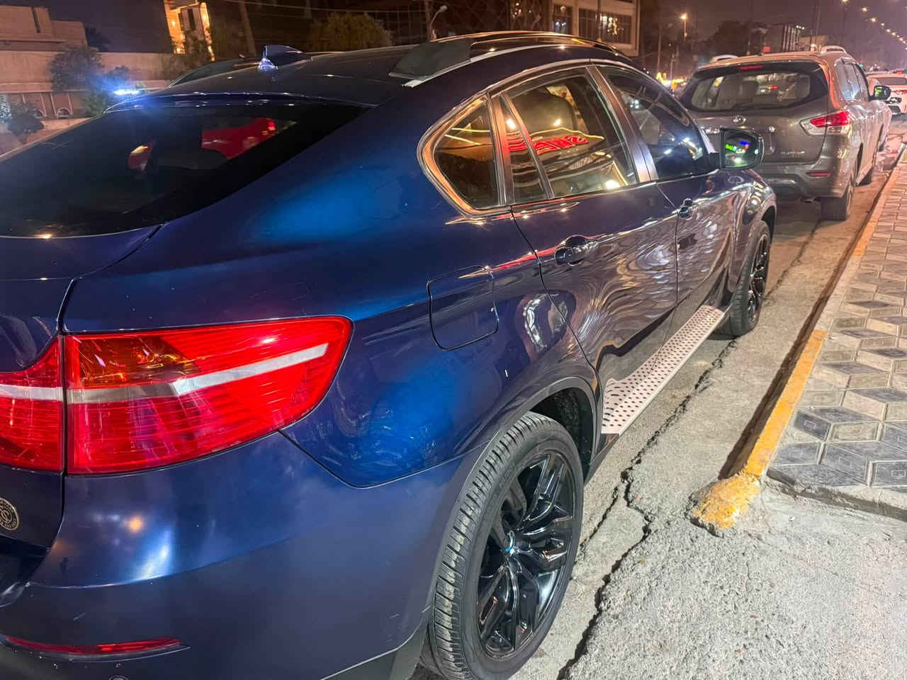 للبيع او مراوس ويه Bmw اقل منها واخذ فرق 
٢٠١٢ محرك ٤٠ توين تيربو 6 سلندر كاز وارد اوربي
محرك وكير مكفولات

سياره بلاد مملعوب بيها بدون تجطيل بدون حادث او ضرر 

دفع رباعي 

سلايد روف

 تبريد وتدفئه  قطعتين 

حدادية نضيفه

هاند بريك بصمه

ستيرن كهرباء وتحكم صفحتين وشفتات 

مري كهرباء قلاب

شاشة اعطال

كشنات كهرباء خزن وتدفئه وتبريد

تخم تايرات جديده 

كروس سرعة

كير  كوبرا ثلاث وضعيات

حساسات خلفي وامامي

كامره 360 درجه

كامره خلفيه 

صندوق كهرباء

لايتات شادلها عدسه ليد

بيها مكانين صبغ على كد ٣٠ سم البابتين عكس السايق 
والجاملغ الايمن الامامي جارد من فوك  

الكشنات الامامية محكوكه وحاطلها دوشمه تلبيس
بيها شغلات بسيطه مثل كلوبات البك والبريك عاطلات 
واللايت الايمن مكسوره ليطة التعيار ونازل جوه 

هزه شهر ٧ سنويه باسمي تحويل شوكت متحب

العنوان بغداد الصليخ ٦٠٠

السعر١٣٠ بي مجال 

***********

