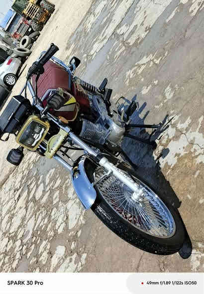 السلام عليكم دراجه البيع تايكر موديل 25 اوراق كامله سعر 700 وبيه مجال ***********
