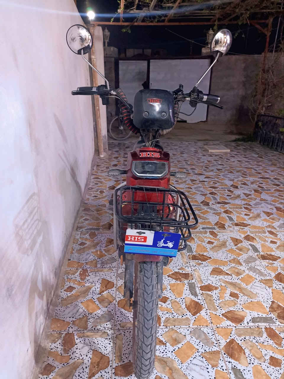 السلام عليكم من رخصة الادمن
موطور شحن HIS للبيع 
البطاريات 5 

اشارة وحده ماتشتغل والكهربائيات كله شغاله بيه بلوتوث صوت نقي 
والسرعة 60k متر بلساعه 

السعر 250 وبيه مجال


**إذا كنت صاحب هذا الإعلان وتريد حذفه لأي سبب، رجاءا أرسل رسالة إلى الدعم الفني**