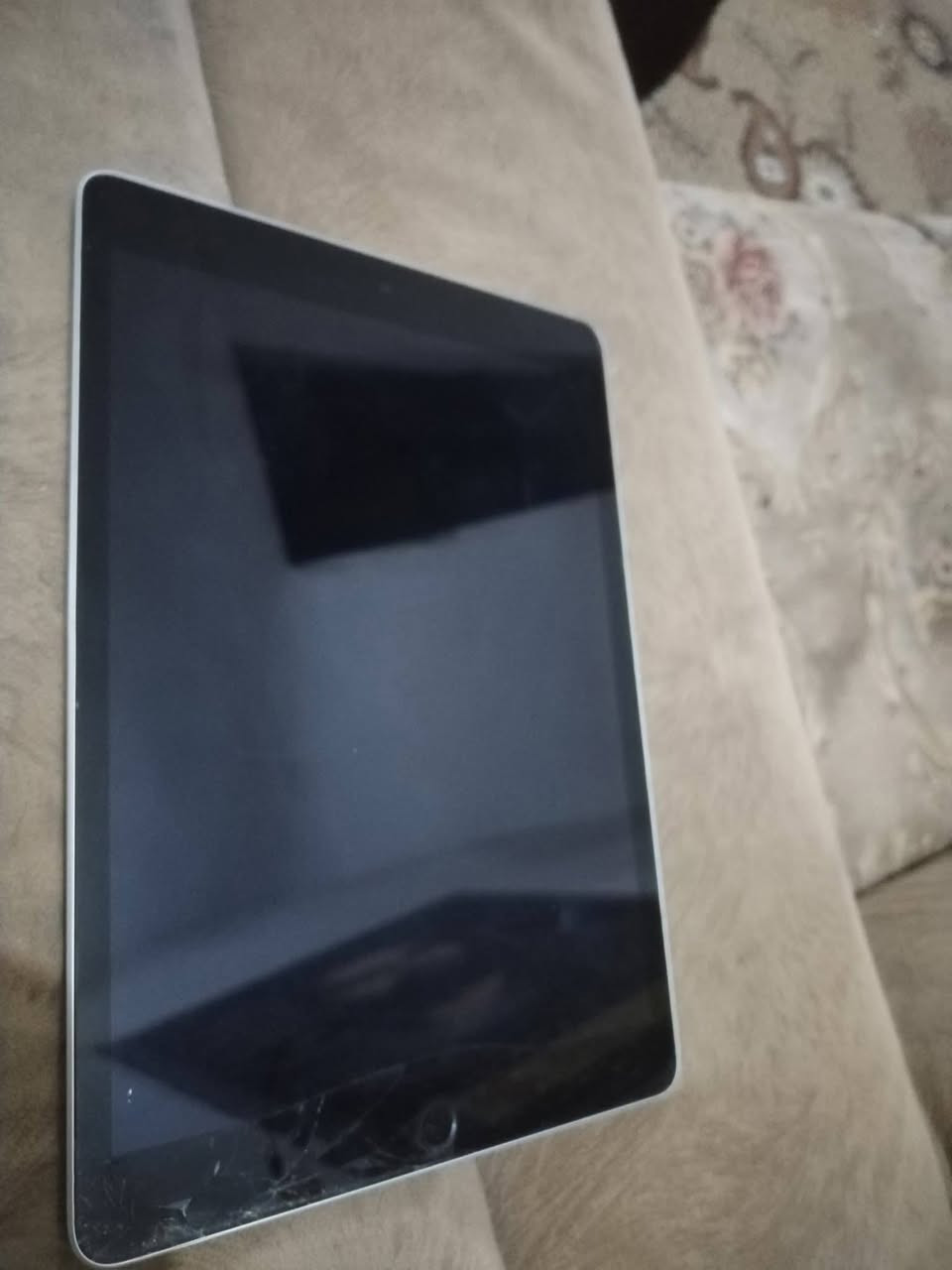 سلام عليكم ايباد ٩ذاكره ٦٤
بطاريه قبل شهرين فحصتهه ٩٠ قيم واخذه


**إذا كنت صاحب هذا الإعلان وتريد حذفه لأي سبب، رجاءا أرسل رسالة إلى الدعم الفني**