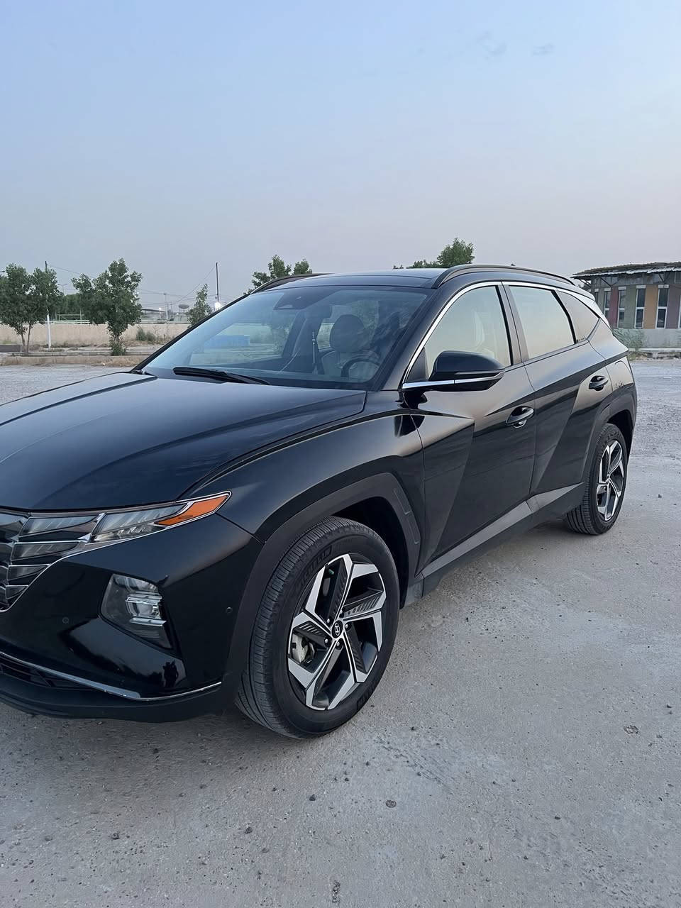 توكسان ‏Tucson -  2023  ليمتد
السياره رقم بغداد الجديد صفر غرامات
وارد امريكي 
مواصفات اوتوبارك فووول 1/1 VIP أعلى فئة 
حجم المكينه : 2500  
المسافه المقطوعه33   ميل مشي أمريكا مماشية بالعراق كلش قليل دوسات كتلوكات حجر بيئة كله موجودة السيارة جديدة جداً على وضع الشركة
 الضرر : 3 قطع صبغ  
 الايرباكات فقط دركة 
#مواصفاتها:  بانوراما /كشنات جلد / تدفئة تبريد بالكشنات/ كير كيبورد/كاميرات 360 / حساسات امامي خلفي/ تقديم وترجيع السيارة بالريمونت/ كراسي خزن الوضعيات الجلوس/شاشة ديجيتال/ بصمه تشغيل + بصمة ابواب+ صندوق  /شحن هاتف وايرلس/كامرا دوارة / شاشة كبيرة/ابل كار بلي + أندرويد اوتو /كشنات كهربائي /تشغيل عن بعد/رادارات أمامي وخلفي وجانبيه/ايقاف ذاتي/ويل كب كروم الحجم الكبير بلاك/ بكلايت لد/اشاير بالمري/تدفئة  بالكشنات/ تحديد مسار/ نظام ايكو +سبورت + سمارت/هند بريك بصمه /اوتو هولد/ لايتات زنون عدسه عالي ناصي/ رادار امامي /قطعتين تبريد/ تبريد بيانو مناخين منفصل/مراية اوتودم/ شاشة اعطال /حساس اطارات/اريل نفكيشن/صندوق حساس يفتح عند الاقتراب وبعد بيها مواصفات
_____________________________
تواصل فيس واتساب جميع برامج التواصل 
_____________________________
رقم الهاتف *********** مكان السيارة بغداد 
(السعر 205 قابل للتفاوض)
