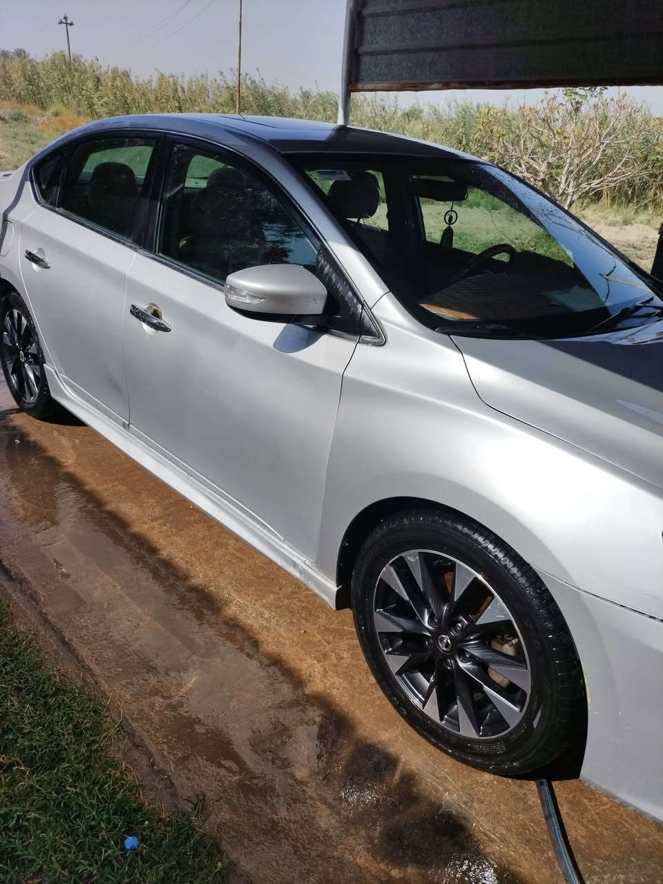 نيسان سنتره موديل 18ماشيه87 الفئه sr حادثه بنيد
سعر 117
وبيه مجال
***********
