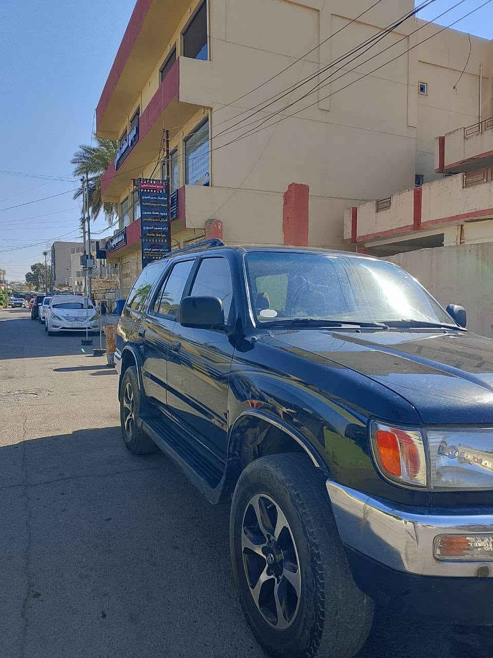 السلام عليكم السياره للبيع تويوتا رنر موديل 97 السياره فيها قطعتين صبغ كير محرك 3400 تبريد ثلج رقم اربيل باسمي تحويل ثاني يوم سعرها 75 ورقه بيها مجال رقم الهاتف *********** رقم الزين ***********
