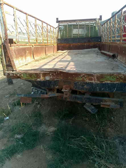 السلام عليكم
للبيع دانيه للبيع متروكه 
كيرها ومحركها مابيهن شي 
تحويل مباشر 
السعر ١٢ ورقه مكاني الرمادي ***********
