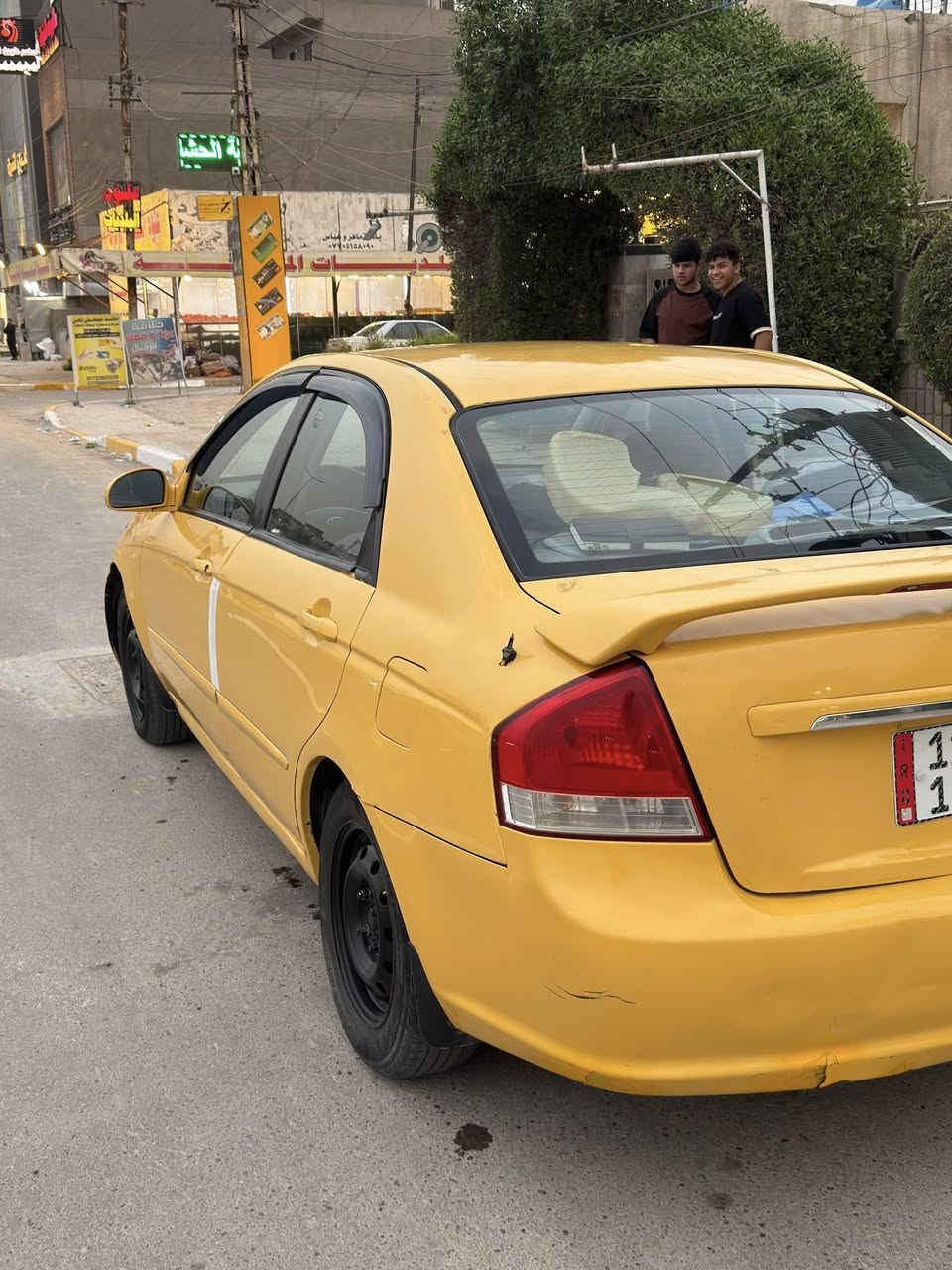 السلام عليكم شباب سبكترا موديل 2008 رقم بغداد انكليزي سنويه جديده مكينه 2000دوش مكينه وكير وحداديه خير من الله فقط تبريد مابيهة وارد امريكي ضربتهة جنطه واصل للحوض شي قليل ومعدل السعر 70 وبيهة مجال مكان بغداد بلديات ***********
