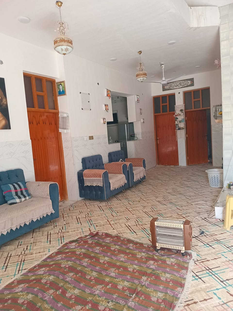 للبيع مساحه 200ع ساحة زين القوس شارع الكفاح 
مطلوب اسكان ***********
