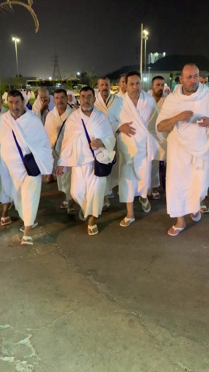 عاجل على راغبين بل العمره شوال المبارك بعد العيد يرجى تسليم الجوازات من اول يوم رمظان وذللك لان الفيزه تتوقف في شوال 
برنامج العمره 700 الف فندق نقل مزارات مرشد ديني كادر اداري طعام هدايه احرام وجنطه مع ربطه نسائيه باص حديث خدمات في الطريق للحجز ***********
