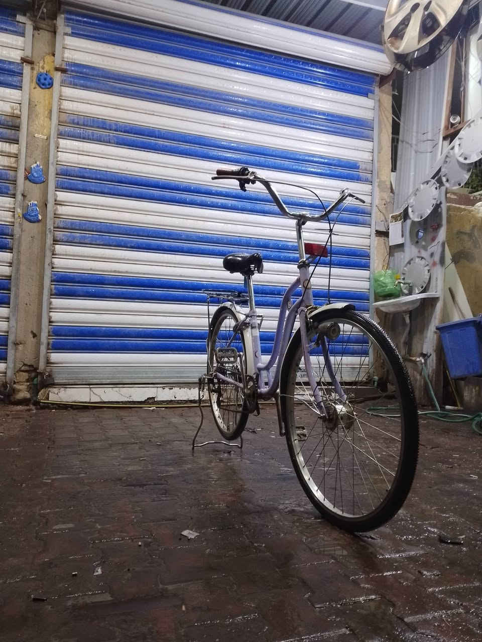 للبيع التواصل ***********
