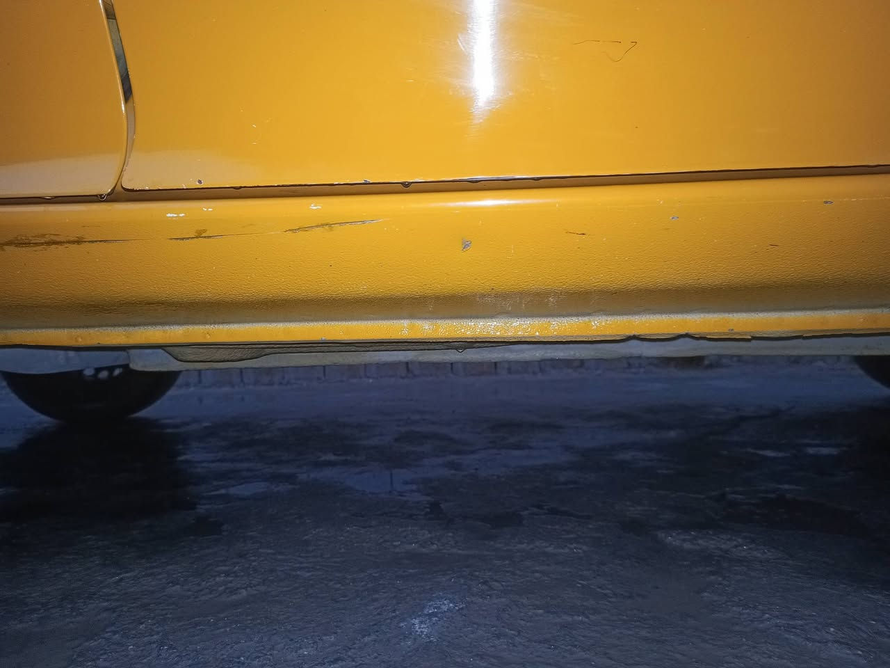 سايبا 2018  للبيع باسمي بغداد  سنوية ل 2028  رقم انكليزي مصفرة غرامات
شواصي نظيفة شواصي ومحرك وكير مكفولات ماعدا طخة بالباب مثل ماموضح بالصور.. 

السعر ٤٩ وبيها مجال  

ابيع شرط التحويل عقد مروري الكتروني 

مكاني بغداد. جسر ديالى القديم. 

ملاحظة. السيارة مضاف الها رباطات للحفاظ على الشواصي وزيادة متانة

موجود واتساب.. وعلى الخاص

واتصال هذا رقمي 

***********
