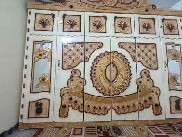 غرفه للبيع غرفه نضيفه وحلوه الغرفه ام6طابقين غرفه حيل نضيفه صالها10اشهر من شتريتها وصار عدي ضرف وحتازيت مبلغ مادي مستعجلل على بيعتها سعر مليون وبيها مجال حك الجيه العنوان ناصريه رقم الهاتف *********** الشراي يدلل الغرفه شوفت عينك احله من صوره تجي وتكلبها من فوك لجوه ايشي يطلع بيها تاخذها وتروح ابلاش وتدللون
