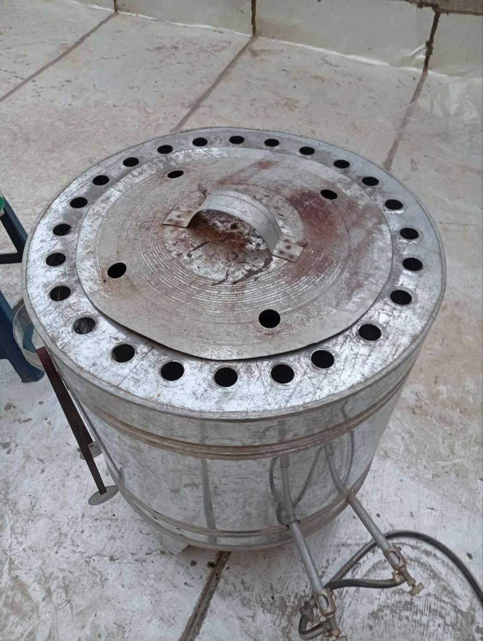 تنور للبيع حجم صغير ابو 3كرص خبز سعر 25 مكان كربلاء شراي يتصل ***********
