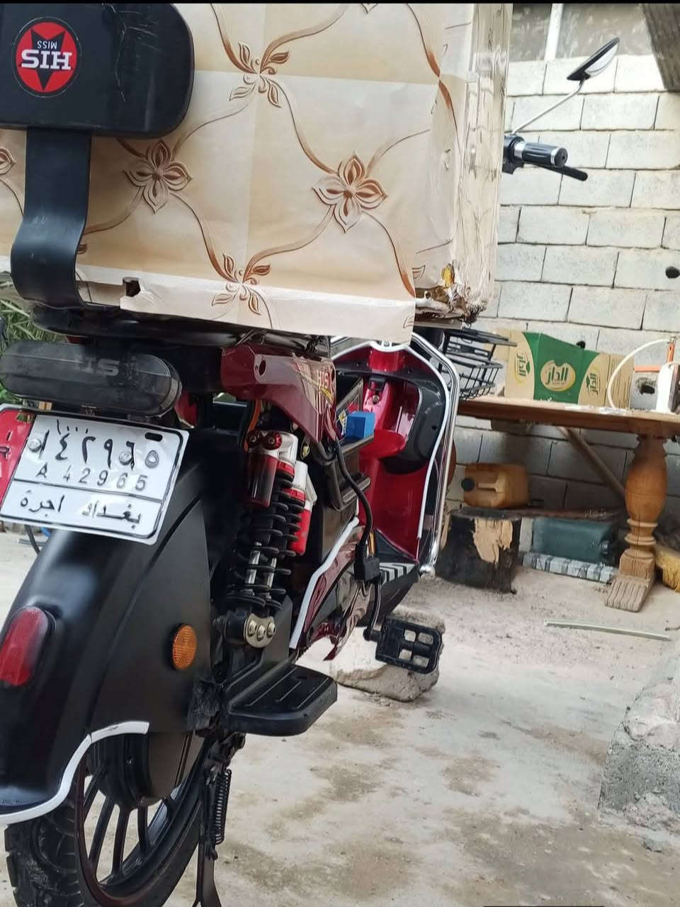 السلام عليكم باسكل شحن للبيع موديل 2024اشاير لايت بكلايت وهورن كله شغاله بطاريات5جديده على فحص  السعر 300وبي مجال  متواجد على خاص او الاتصال***********
