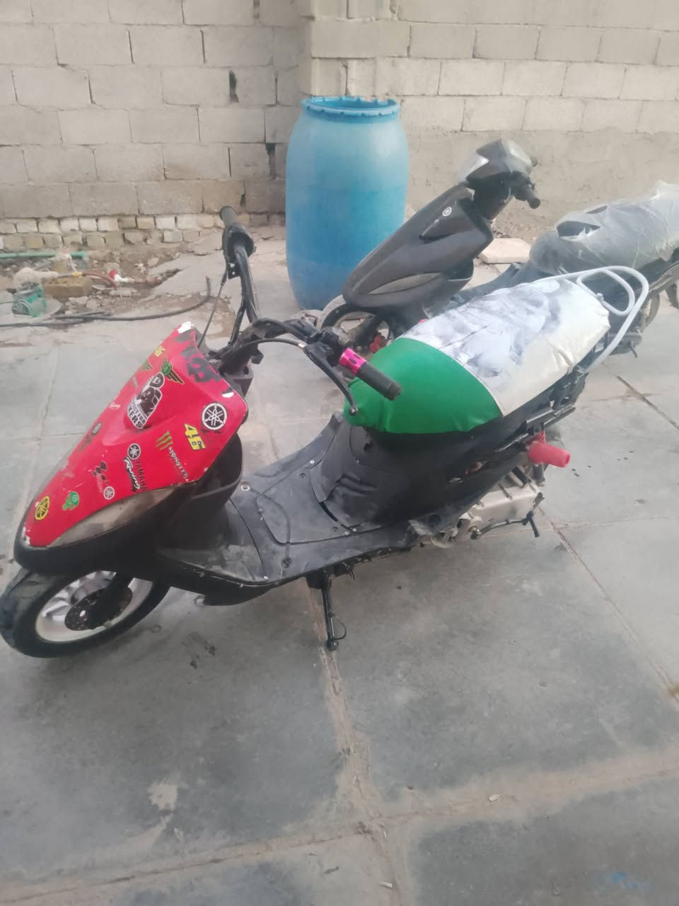 سلام عليكم دراجه مال لعب لبيع 200 قفل بيه فطر بل مكينه نبيع كوم حديد اول هندر تشتغل مكينه 55 كلجات جدد تاير خلفي جديد قبق هندر جديد العلوان بغداد الكماليه متواجد خاص وتساب مفتوح ***********
