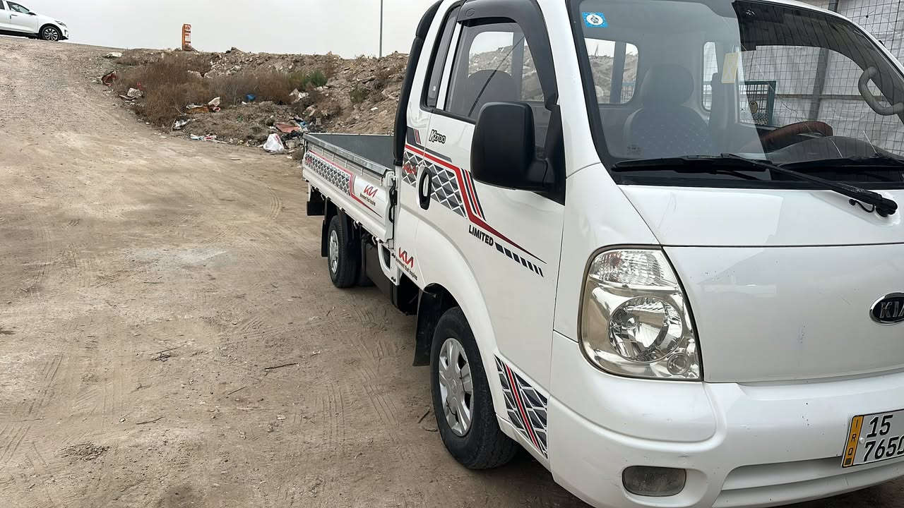 السلام عليكم كيه للبيع 2010 سياره مكفوله كفاله عامه رقمها انبار سياره مكانها الرمادي ماشيه 150 الف حقيقي جديده مامتعوبه عارضها ب 103 للتواصل ***********
