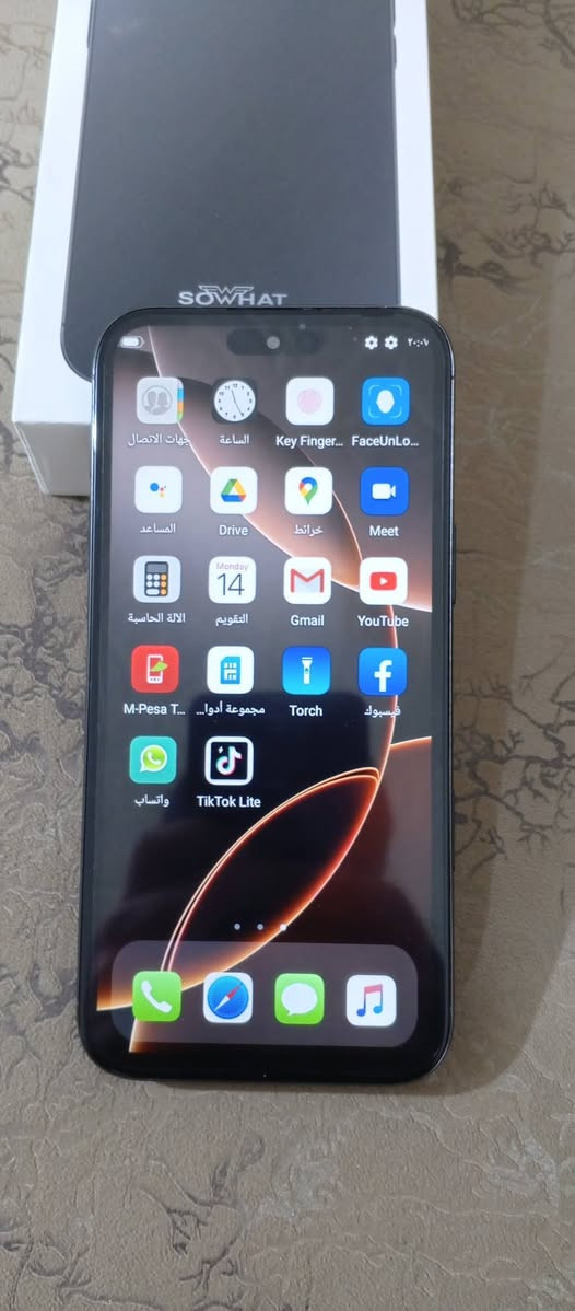 سلام عليكم هذا هو هاتف ذكي من طراز Sowhat i16 Plus، ويتميز بتصميم خلفي يشبه أجهزة الآيفون مع كاميرا مزدوجة [5.1, 5.3].
يأتي الهاتف بذاكرة تخزين داخلية بسعة 64 جيجابايت [5.2].

يعمل الهاتف بنظام أندرويد ويدعم شبكات الجيل الرابع 4G LTE [5.6, 5.11].

يحتوي على شاشة بحجم 6.6 بوصة وبطارية بسعة 5000 مللي أمبير [5.11]. 
سعر .......... 80 توصيل موجود مكاني حلة ***********
