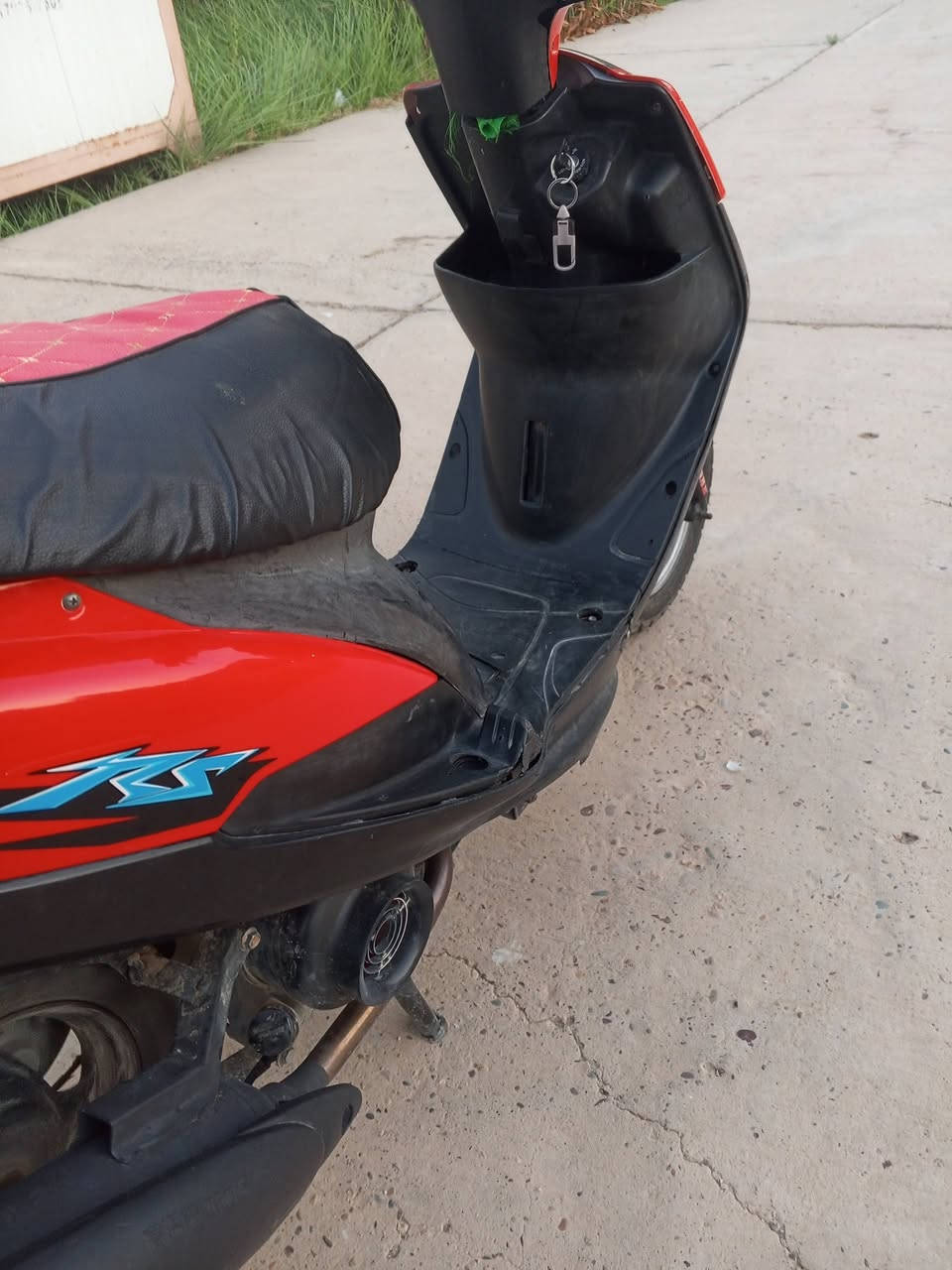 السلام عليكم ماكس عدله للبيع 

الدراجه مفتوحه بوشه 55 الدراجه كهربائيات كامله ومحرك شلعه ومعدل اي استفسار خاص سعر 450 وبيها مجال *********** واتساب فقط مكان بابل جبله
