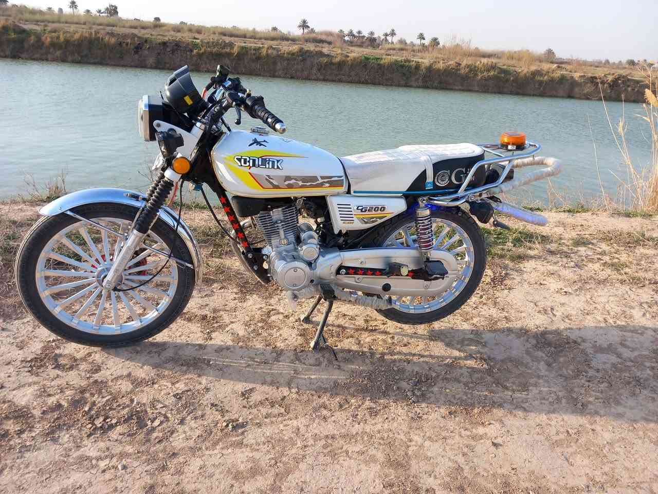 سيفان موديل ٢٥ السعر ٧٥٠ وبيهة مجال حك الجية /***********
