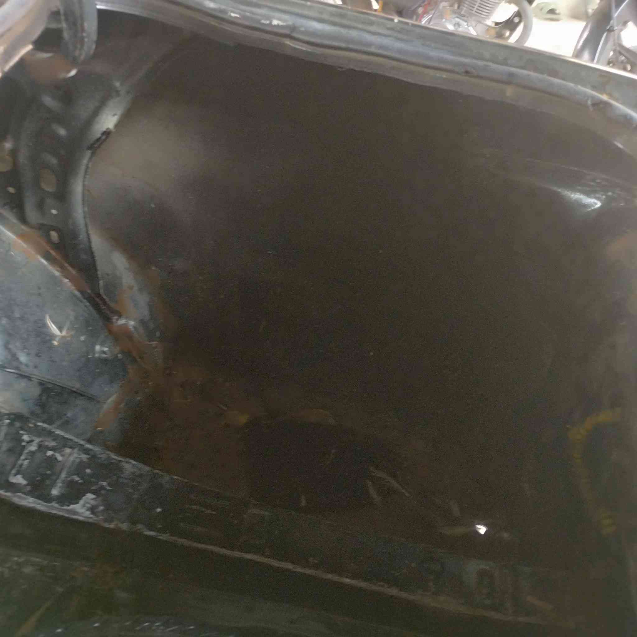 سلام عليكم  شيزر للبيع كير ومكينه وحداديه خير من لله تخم تاير سياره ترايها حلو كفاله كص ونقل وصوليات سنويه   لل27 مكاني نجف شراي يتفضل ***********
