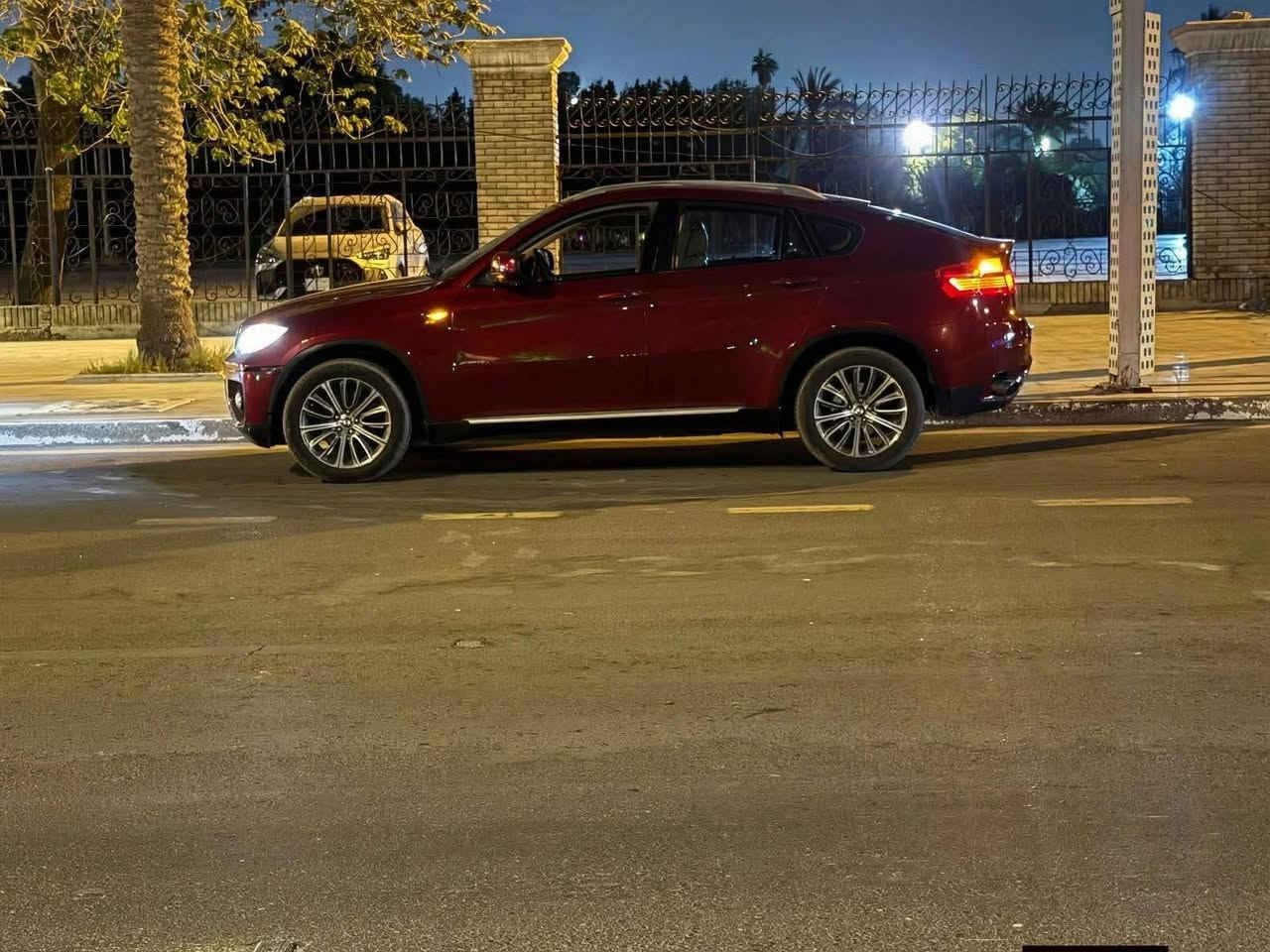 سياره بي ام 2009جاهزه من كلشي مزوعه موصفات 
تنته شغاله كلشي شغال
مكاني بصره قضاء المدينه 
رقمي***********
