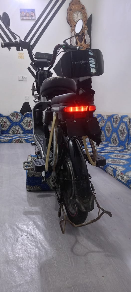 سلام عليكم باسكل شحن للبيع بطاريات جدد اربع نمر شاشه شغاله كلوب شغال باسكل نضيف سرعه 80 سعر 200 بي مجال قليل السفسار *********** مكان كربلاء
