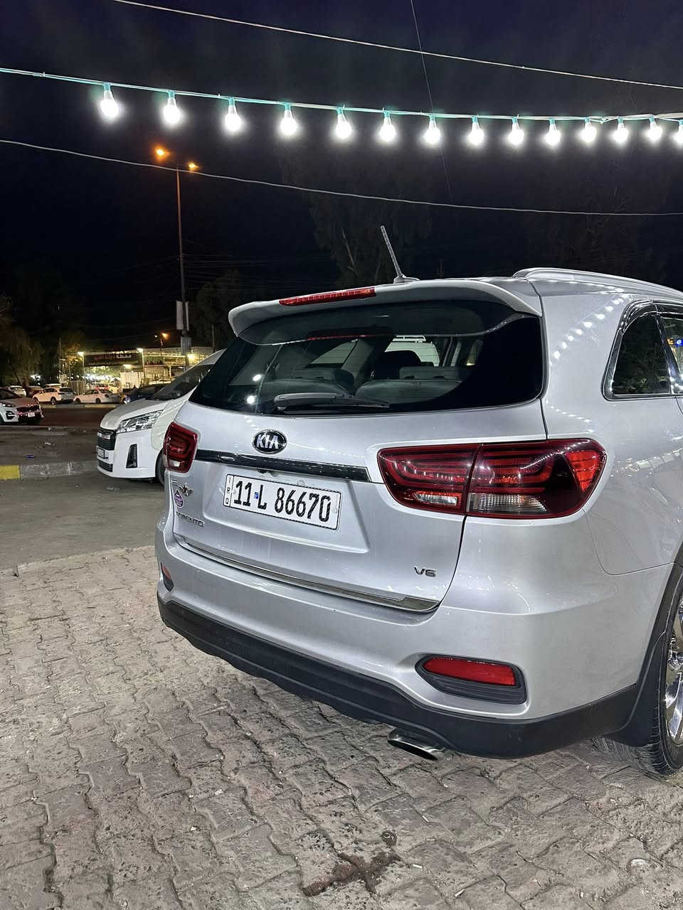 السلام عليكم...

سورنتو موديل 2019 وارد امريكي 

بنيدهة و دعاميتهة مبدلات مثل ما واضح بسونار 

مواصفات السيارة

محرك 6سلندر GDi

7 راكب 

4 وضعيات قيادة 

تحكم ستيرن 

تبريد قطعتين 

نقطة عمياء 

السيارة ماشية 79الف ميل

مكان السيارة بغداد 

سعر السيارة 200 وبيهة مجال 

للأستفسار:***********
