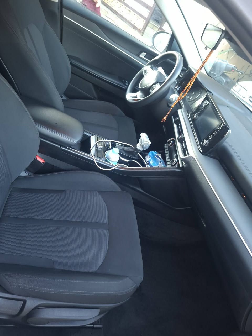 سلام عليكم كي 5 للبيع موديل 2022 امريكي كلين بدون حادث بدون رباك شبر صبغ بدايه البنيد موصفات Lxs معروفه رقم كربلاء بسمي مكان سياره كربلاء السعر 200 وبيهه مجال بسيط رقم الهاتف ***********
