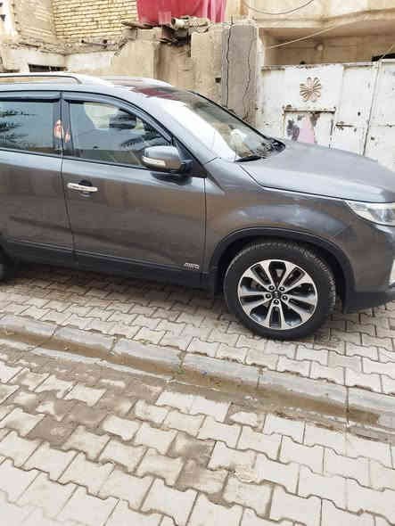 كيا سورنتو موديل 2014 خليجي كويتي فول مواصفات سته سلندر سبعه راكب 3 قطع تبريد بنو راما كشنات تدفئه تبريد رقم بغداد انكليزي سنويه ل 2030 السعر اتصال ***********
