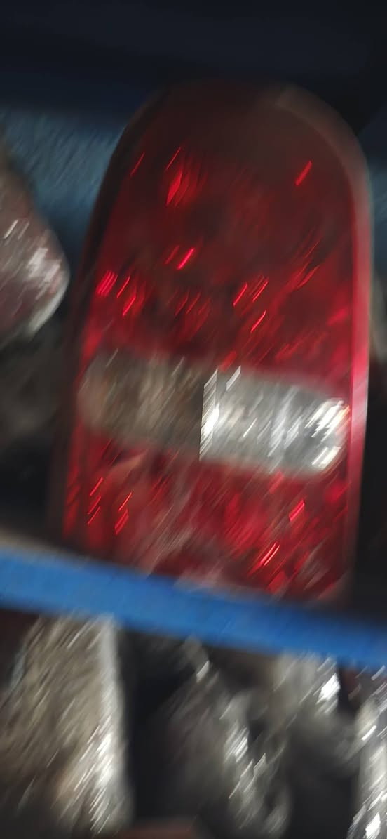 السلام عليكم ورحمة الله وبركاته 
يعلن مجمع عباس الربيعي 
عن وصول حاوية لايت وبك لايت جميع انواع السيارات الكورية وغيرها
للمعلومات والاتصال  *********** ويتوفر كميات كبيرة جدا والبيع جمله ومفرد بسعر الجمله
